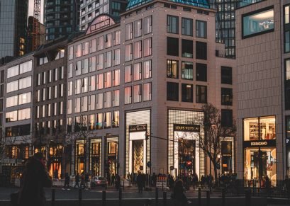 pexels-arlindphotography-30320993
